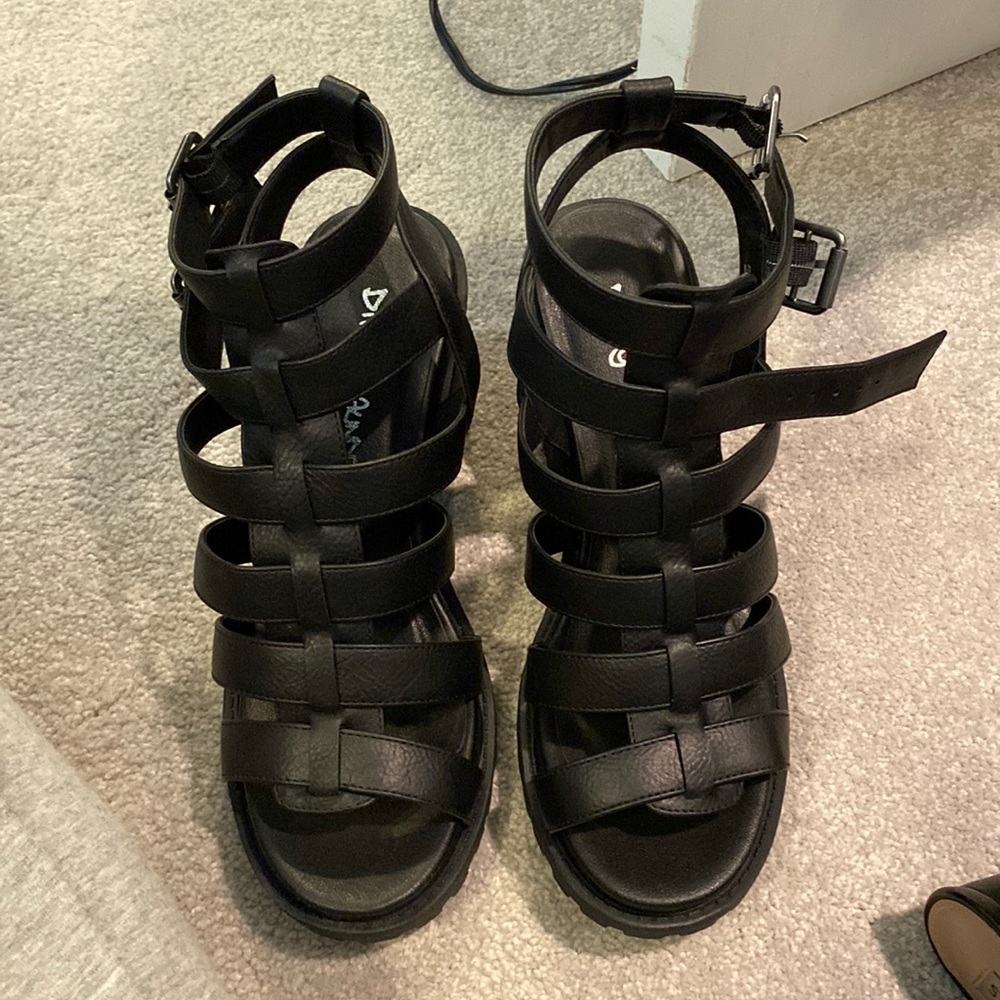 Dirty laundry chunky heel